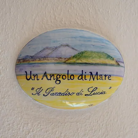 Un Angolo Di Mare...nel Centro Di Ischia! Ischia