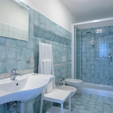 Casa vacanze Un Angolo Di Mare...nel Centro Di Ischia!